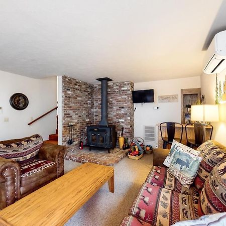 Creekside Cabin Гровленд Экстерьер фото